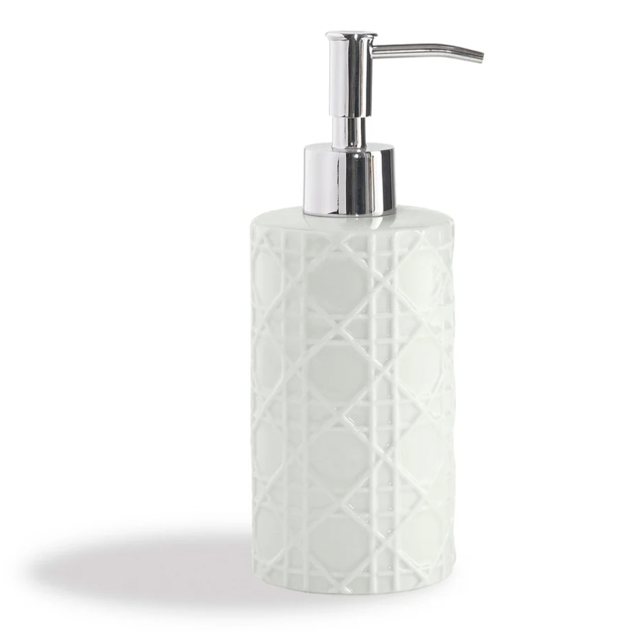 Rattan Porcelain Bath Collection