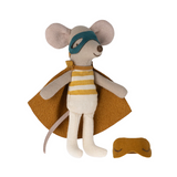 Super hero mouse, Little brother in matchbox